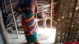 Desi Indian village bhabi fuck in outdoor with boyfriend